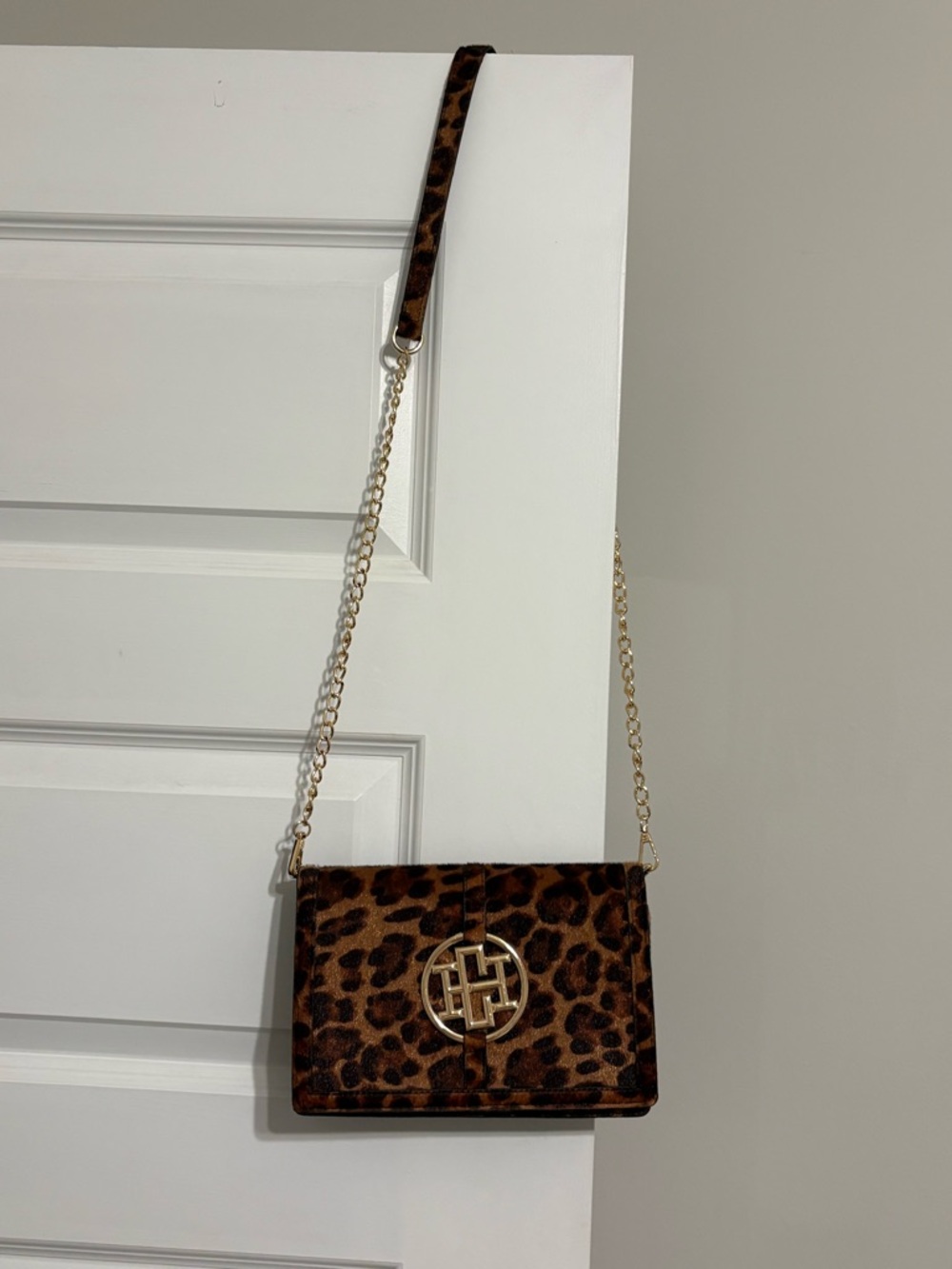 Leopard Print Chain Crossbody Bag with Gold Emblem - Brown